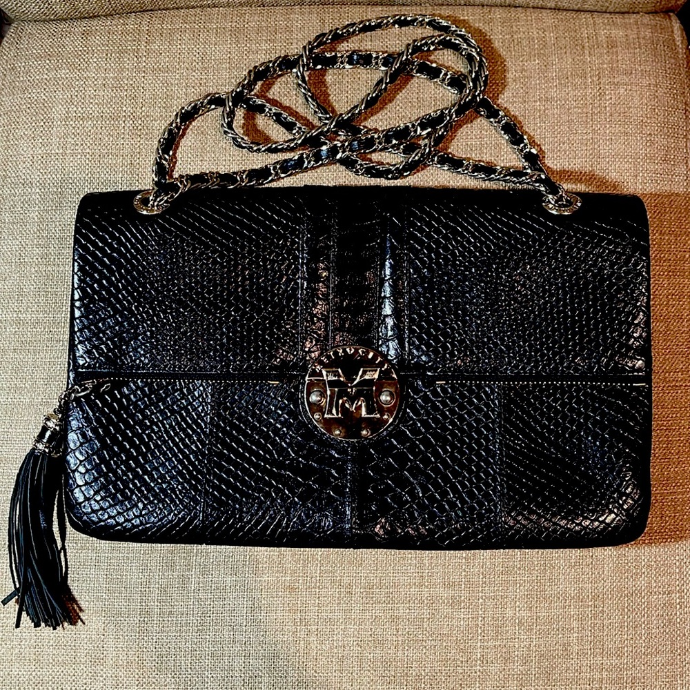 AUTH FINAL PRICE Metro City Black Snakeskin Shoulder/Crossbody Bag